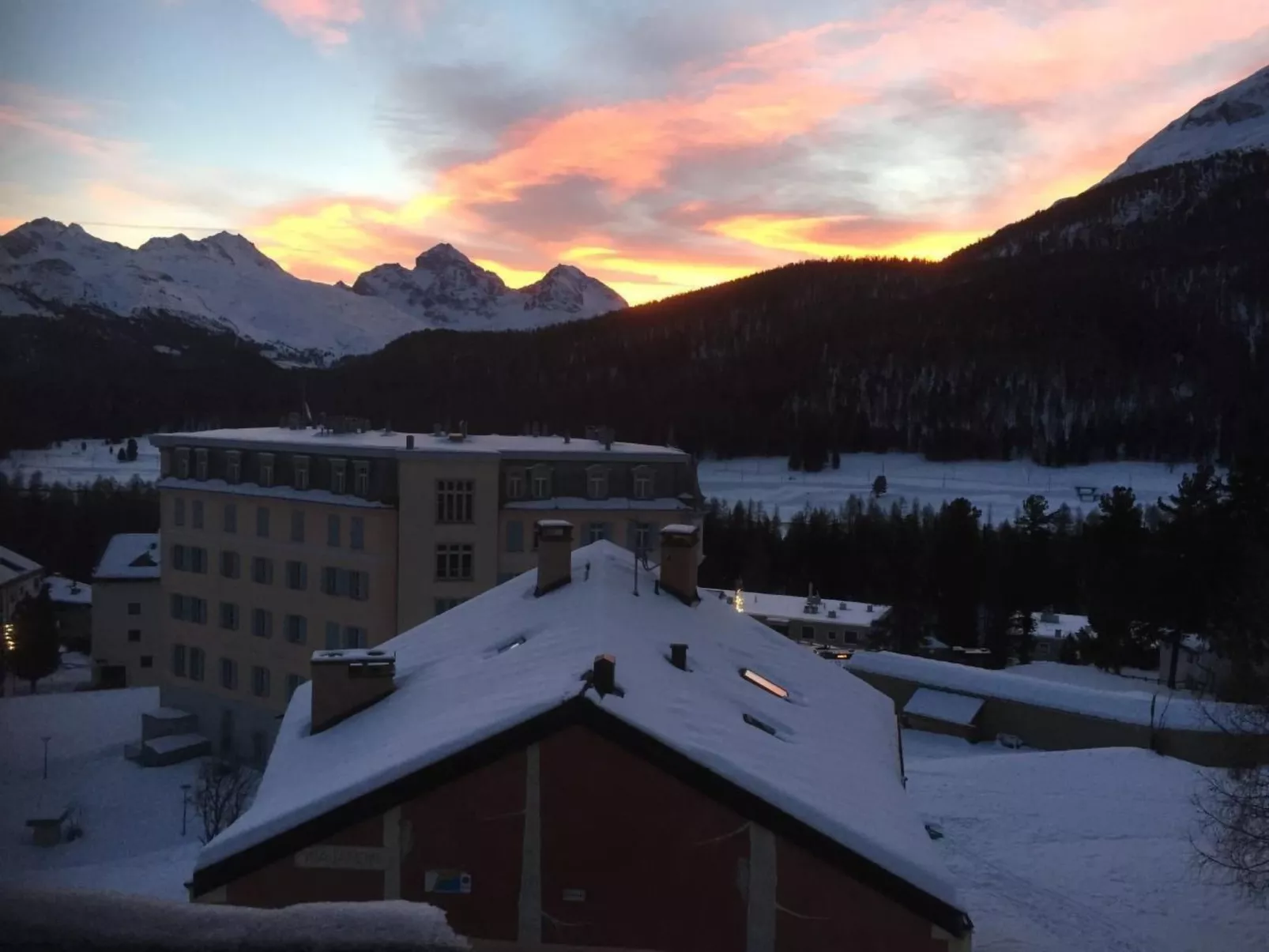 Chesa Viola Dachwohnung-Dedans