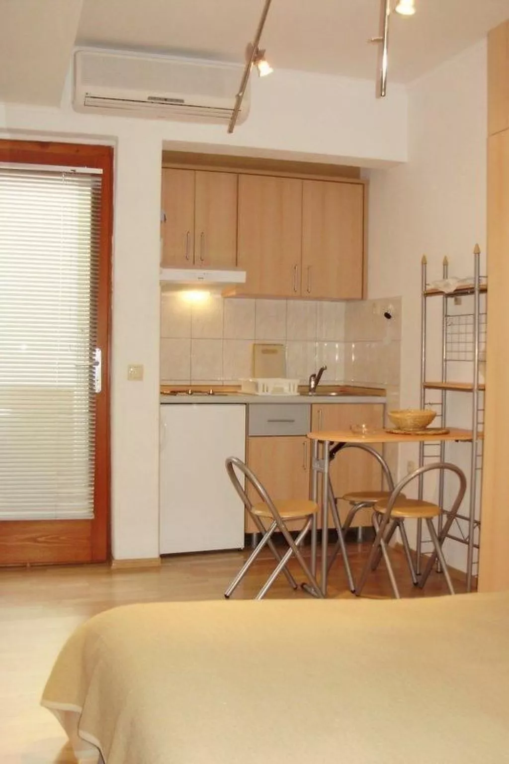 "Levant Ventus Makarska"-Inside