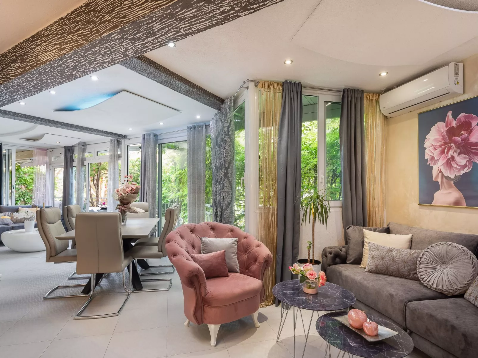 Schönes Appartement am Strand mit Terrasse-Dedans