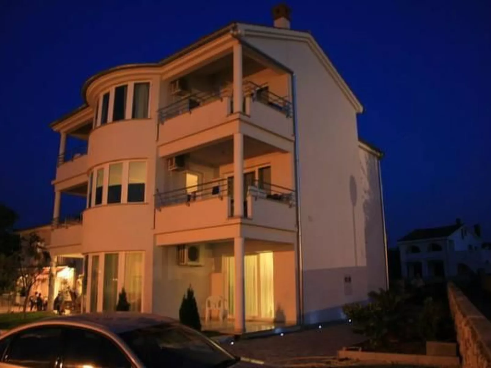 Appartement mit Blick auf das Wasser-Outside