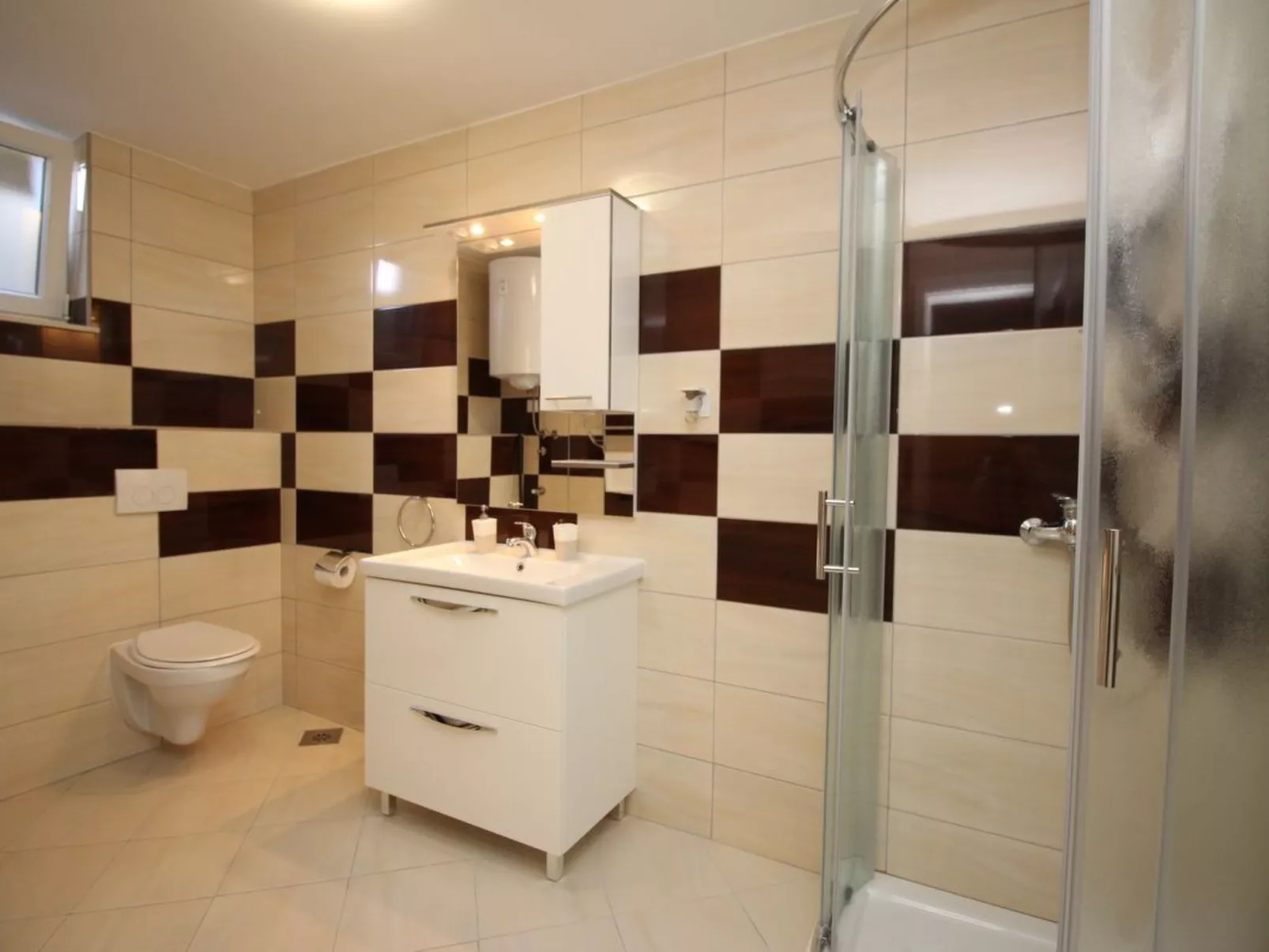 Appartement in Baška mit gemeinsamem Pool und Grill-Image-tags.info