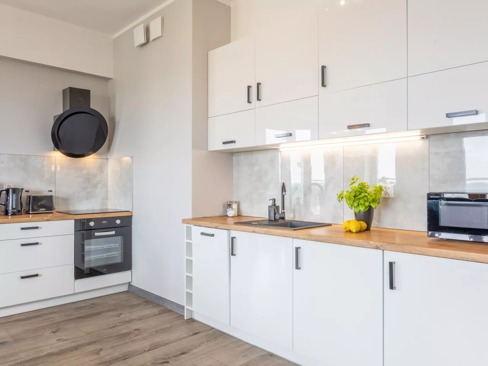 Tower 97 in hervorragender Lage-Image-tags.info