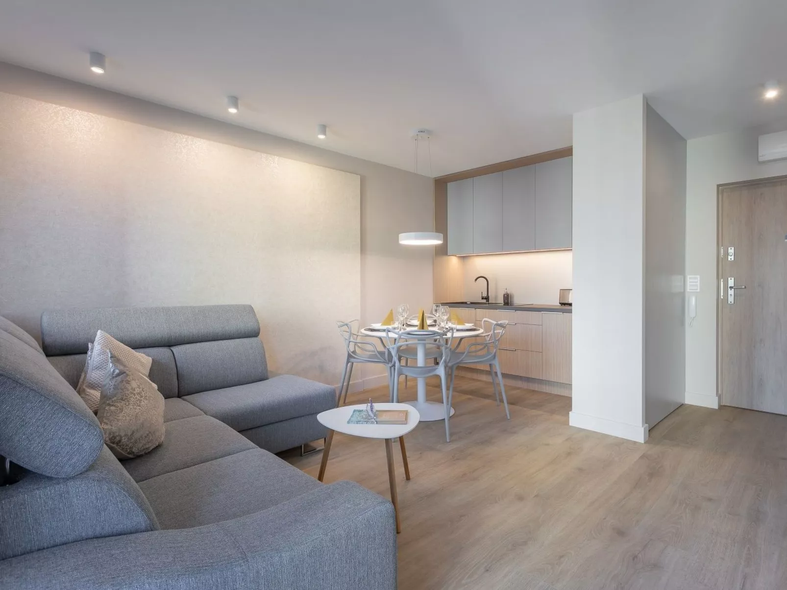 Schönes Ferienappartement Gold in Swinemünde-Image-tags.info