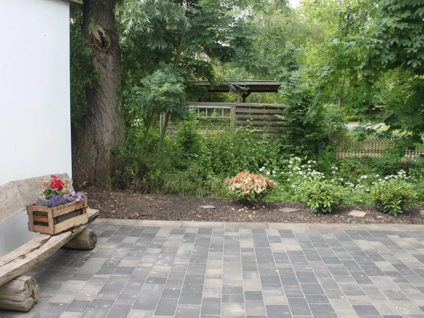 In Stollhamm mit Großem Garten-Drinnen