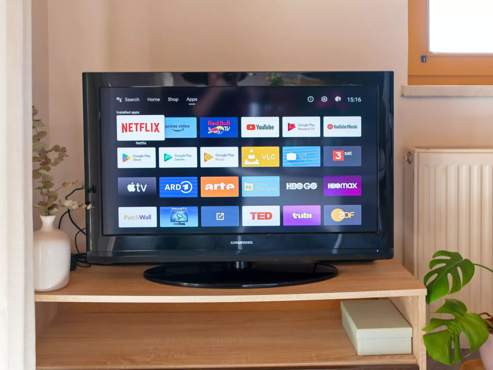 "Schmetterlingsplatz"-Drinnen