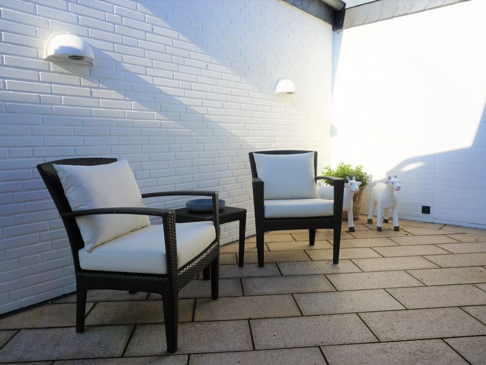 Großzügiges Haus mit traumhafter Gartenanlage-Dedans