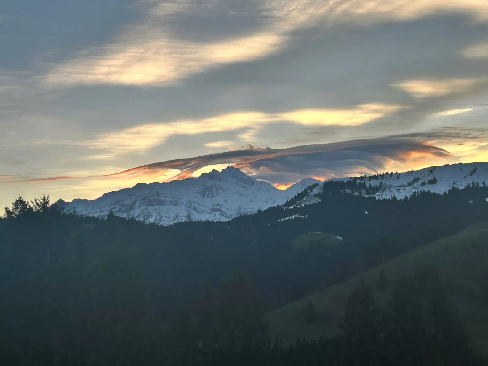 Sonnige Maisonette-Dehors