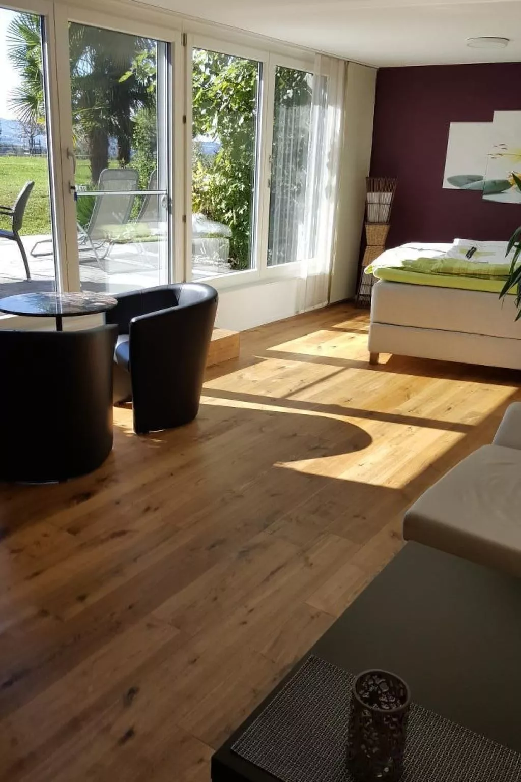 Moderne Ferienwohnung-Dedans