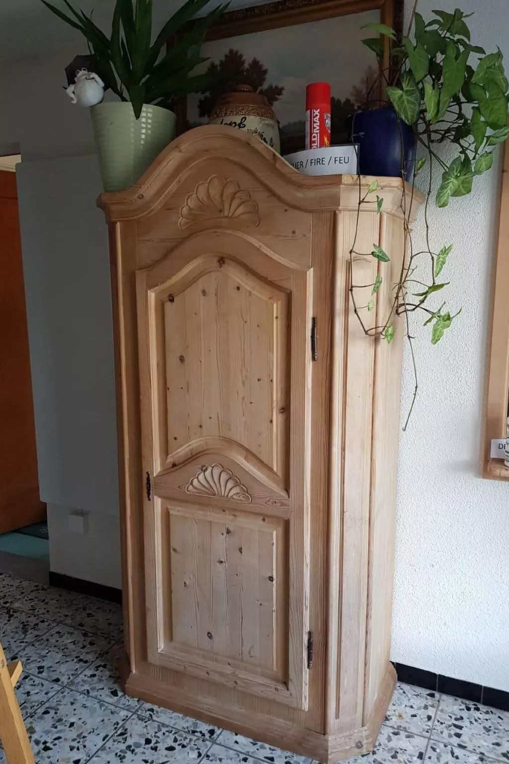 Charmantes Chalet Apartment mit Aussicht-Drinnen