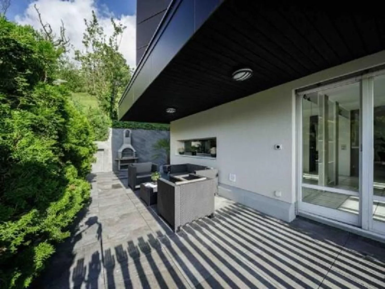 Für 14 Personen ca. 500 qm-Drinnen