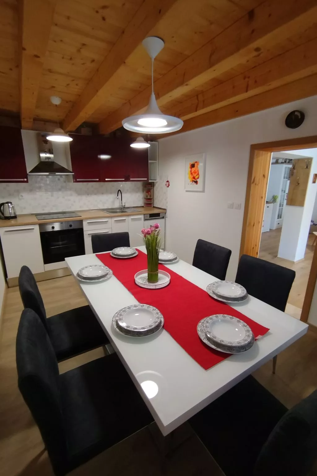 "Ferienhaus Luce" - privater Pool-Drinnen