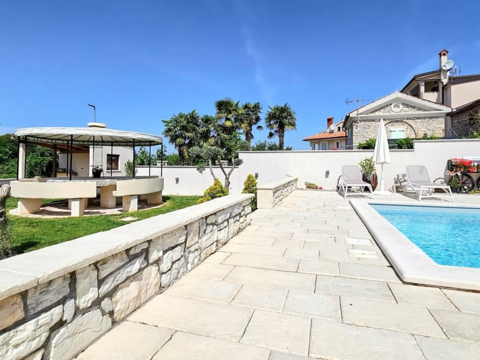 Für 2 Personen ca. 30 m&sup2; in Novigrad, Adriaküste Kroatien (Westküste von I-Draußen