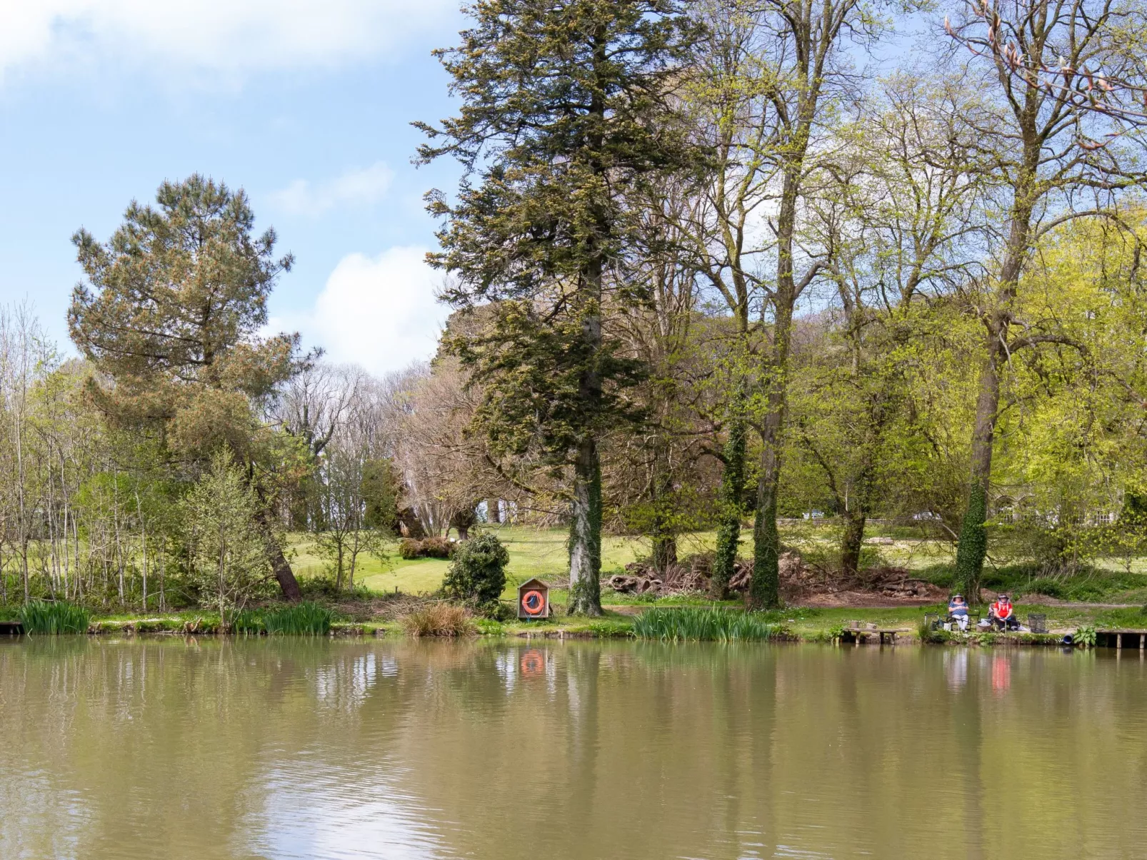 Haus in Saint Tudy mit gemeinschaftlichem Parkplatz-Outside