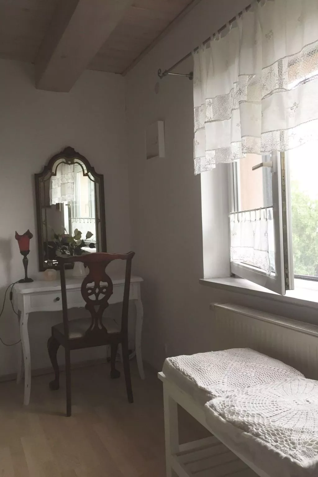 An der Kaschubischen Seenplatte-Drinnen