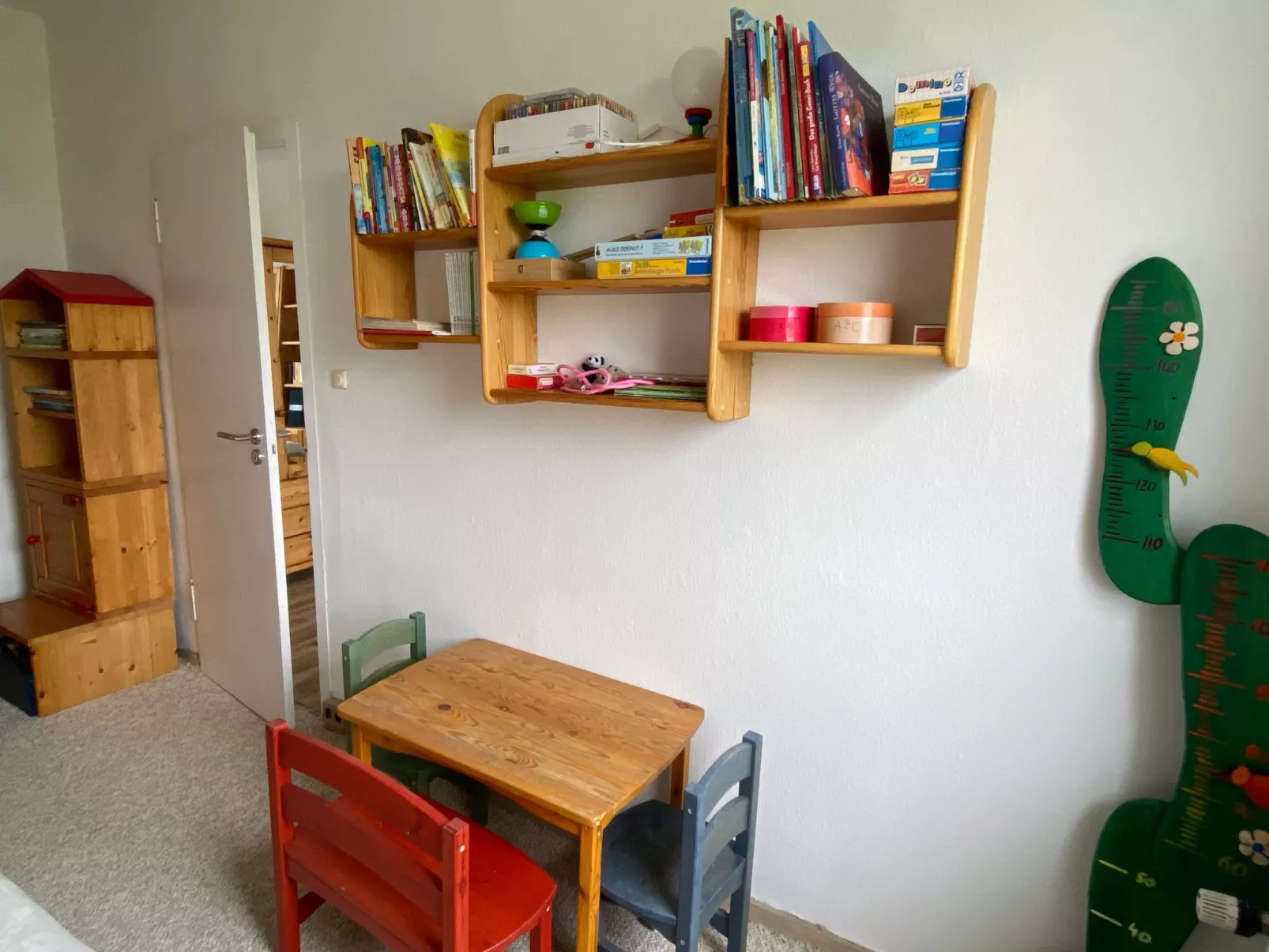 Wohnung in Lelkendorf mit Großem Balkon-Drinnen