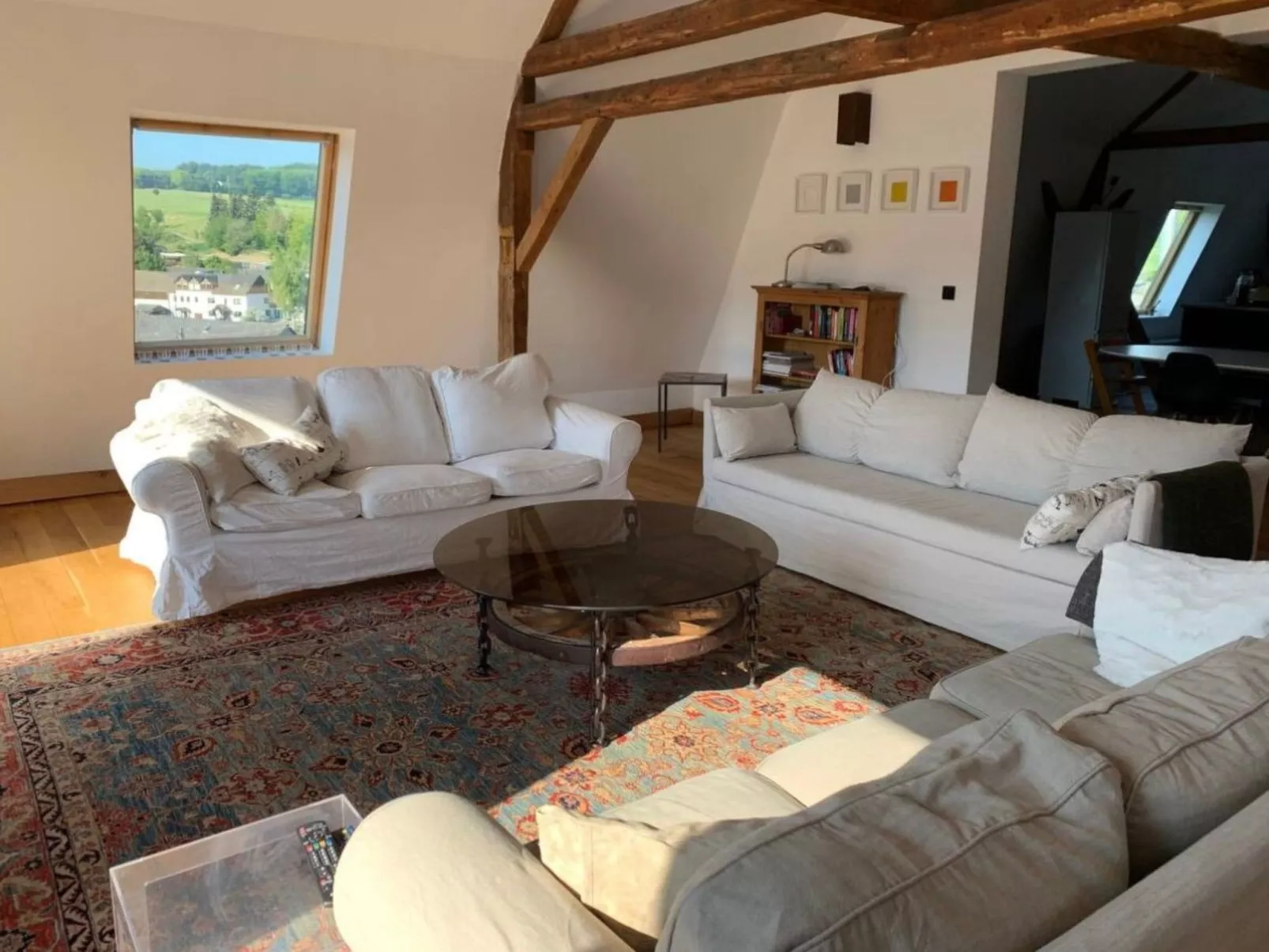 Leo's Loft-Image-tags.info