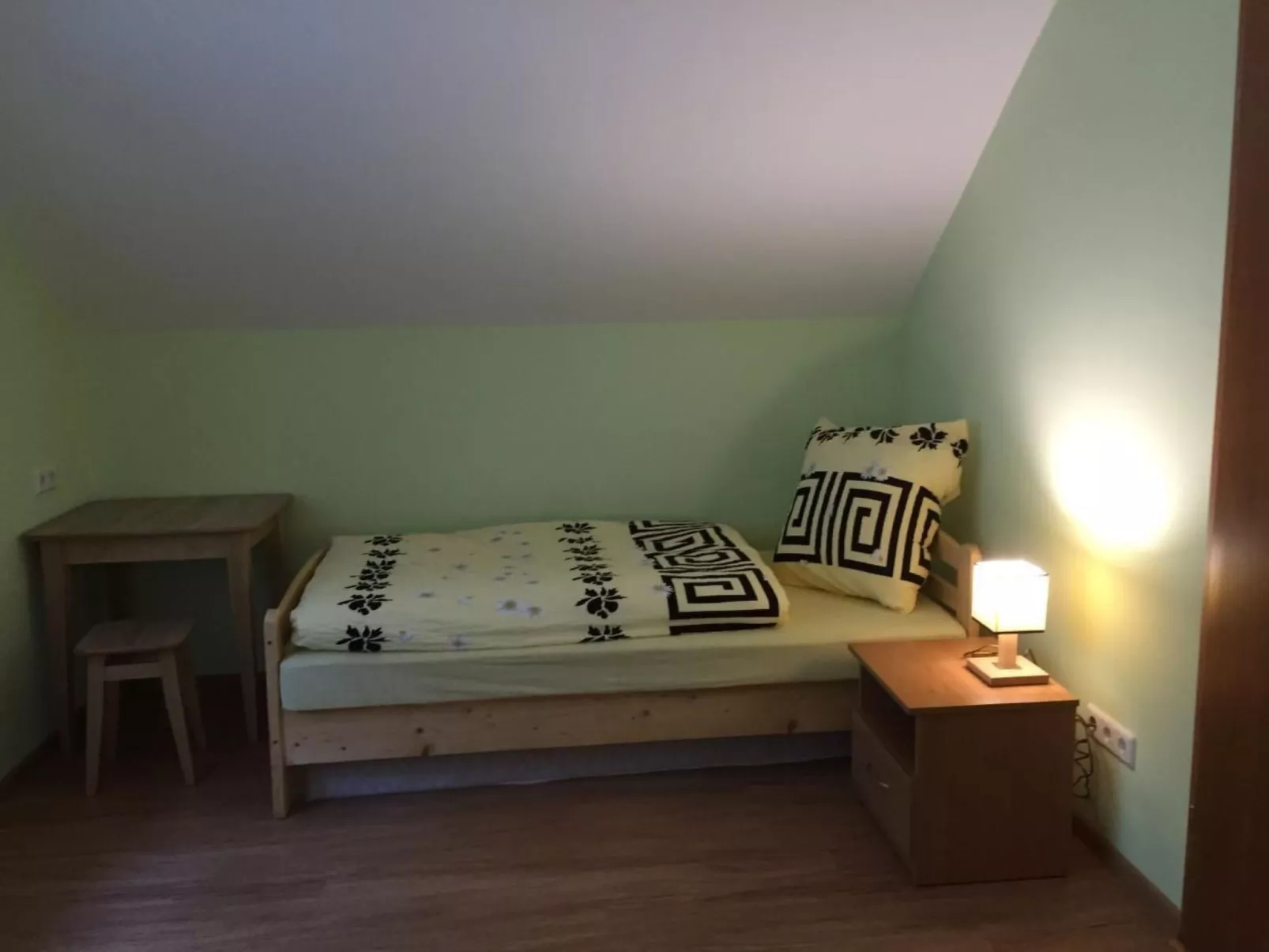 Komfortables Ferienhaus Ewa in Meszna Opacka-Dedans