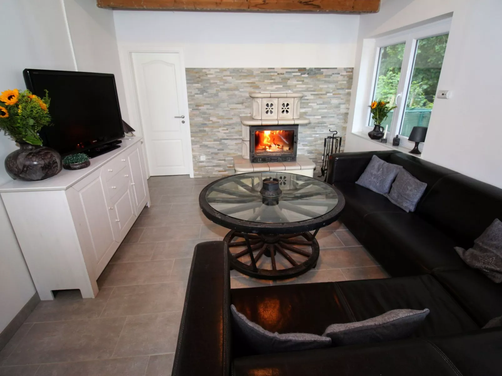 Rustikal und Modern-Drinnen