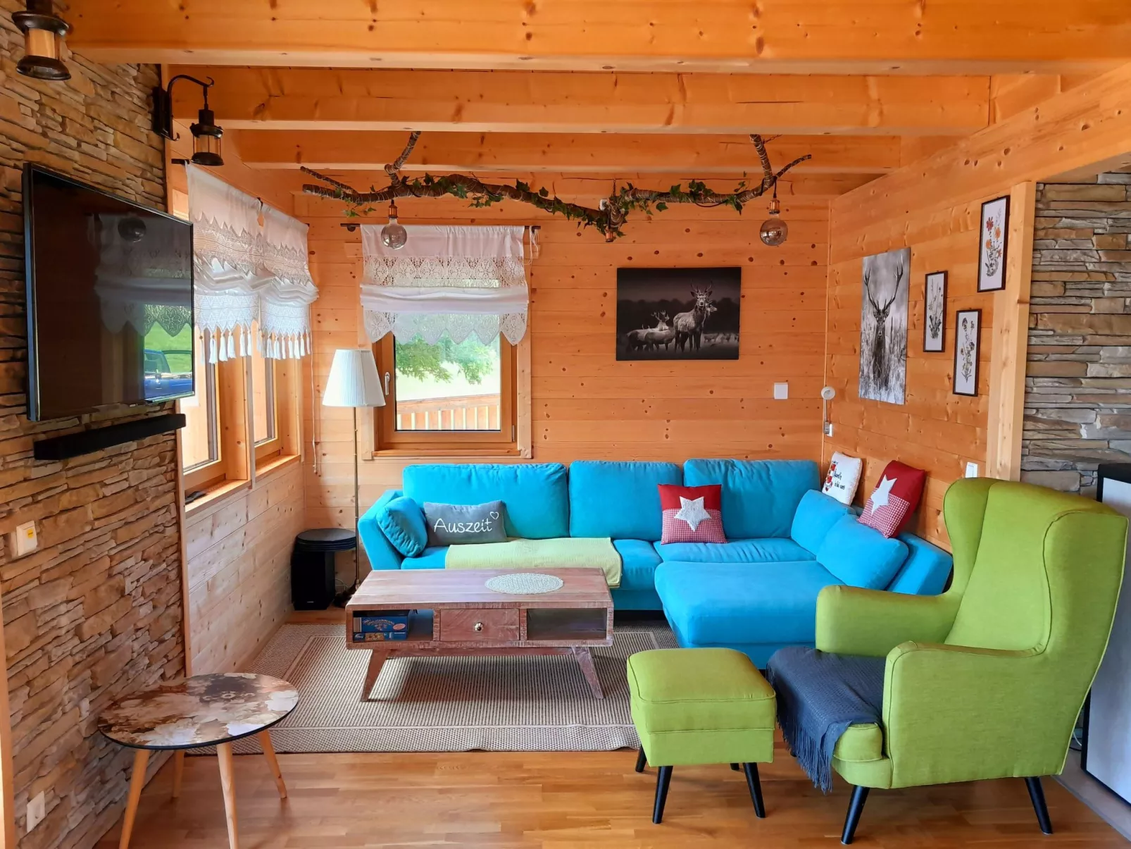 Auszeit Almhaus-Inside