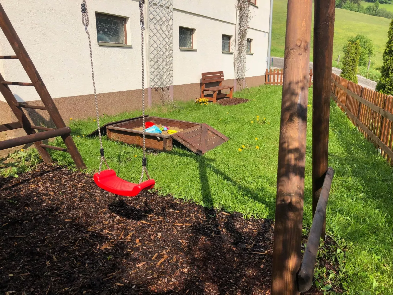 Modernes Ferienhaus in Granitzen mit Grill-Dehors