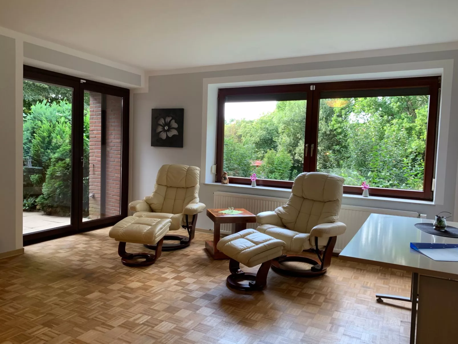 Elbe-Ferienwohnung mit Terrasse nah am Zentrum-Drinnen