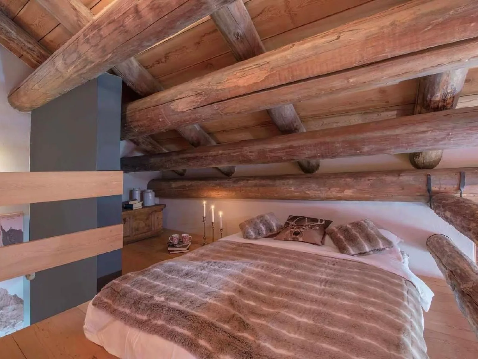 Mit Bergblick-Dedans