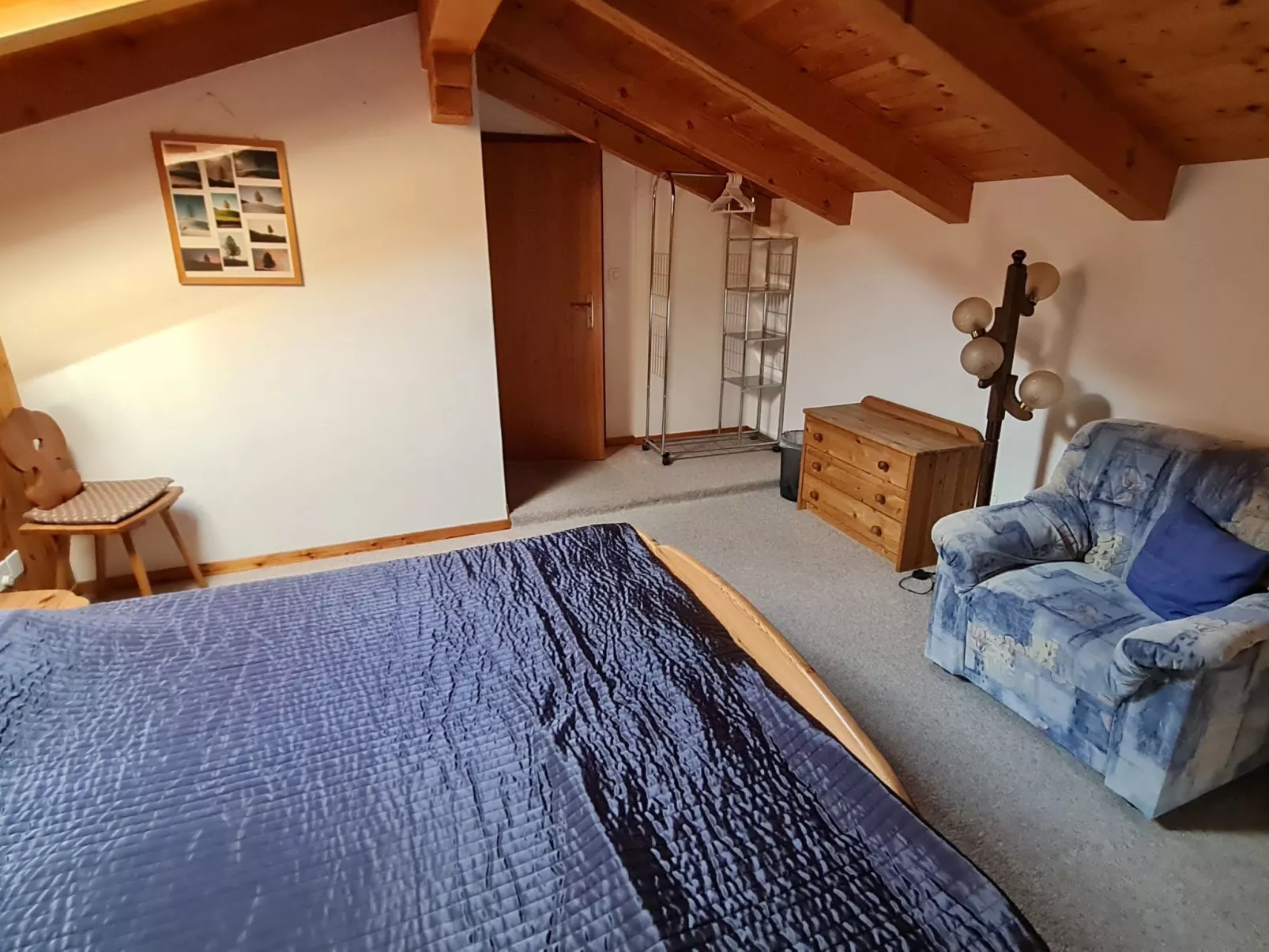 Chalet Haus (bei Einfahrt grosser Nussbaum )-Inside