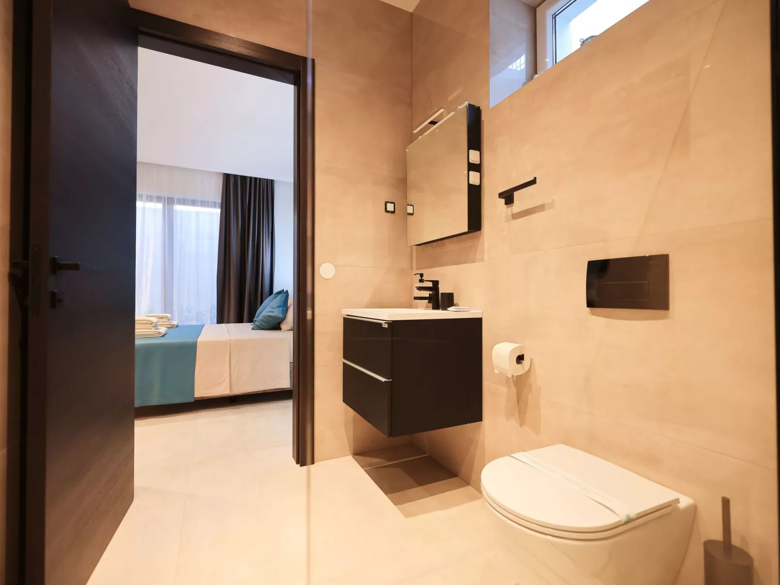 Villa View Pasman-Inside