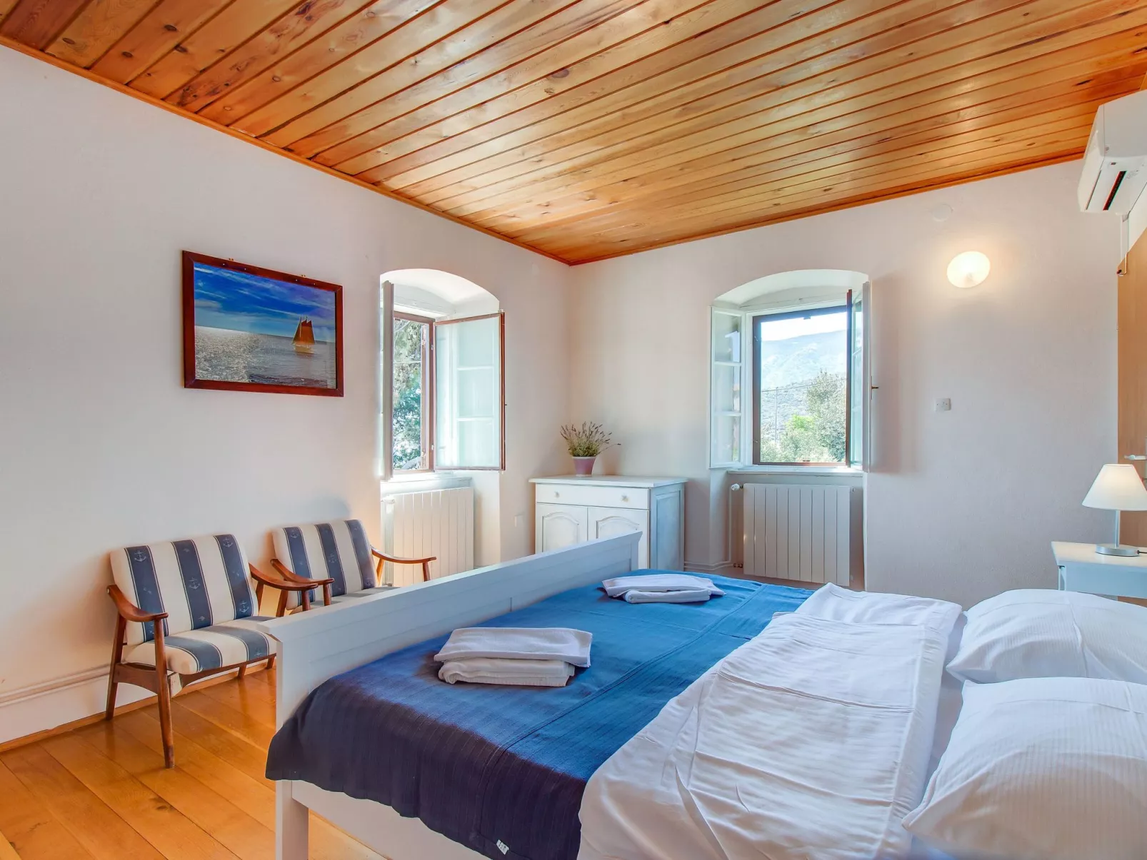 In Osor mit Privatem Pool-Inside