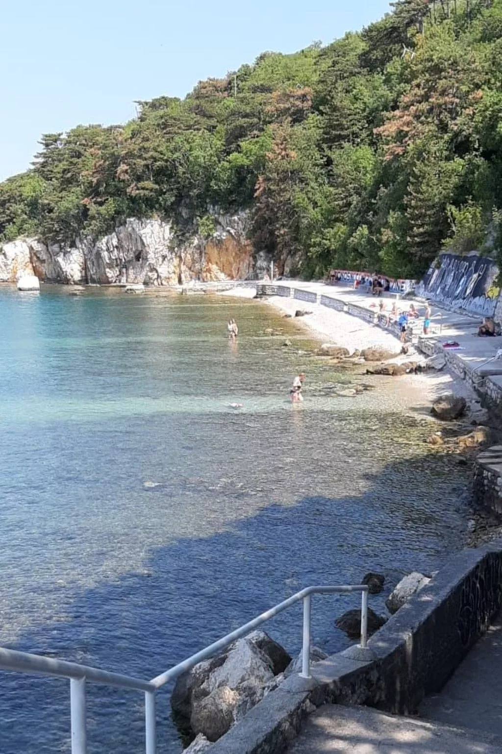 Wohnung mit Blick auf das Wasser-Dehors