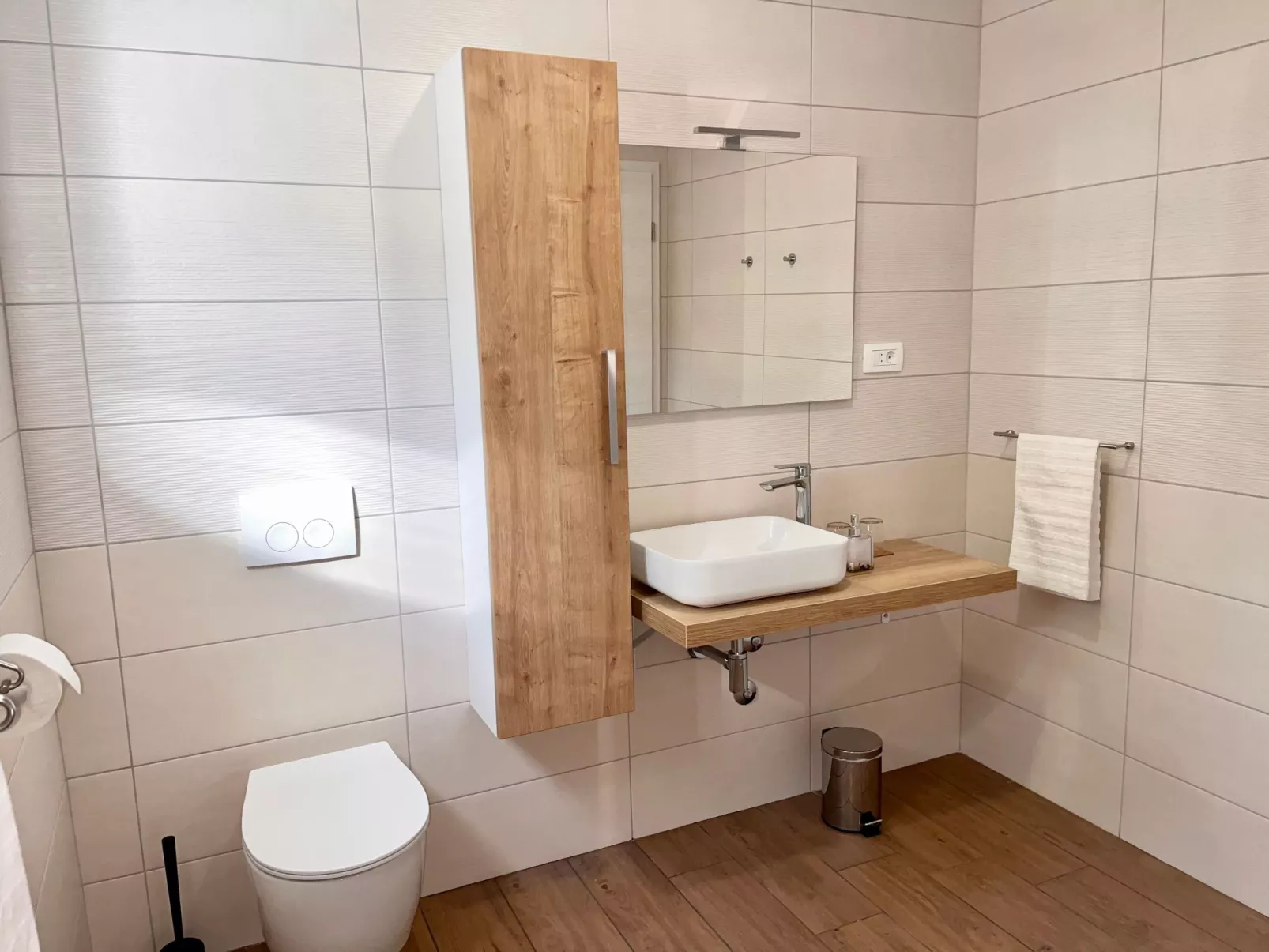 Villa 'Zara Bella Vista-Drinnen