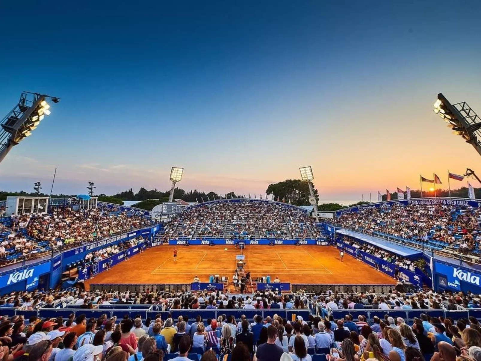 Mit Garten, Grill und Terrasse-Draußen