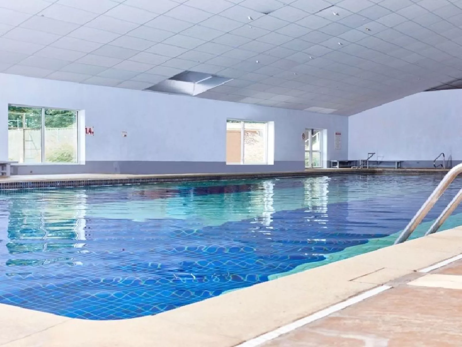 Schönes Haus in Saint Tudy mit privatem Parkplatz-Draußen