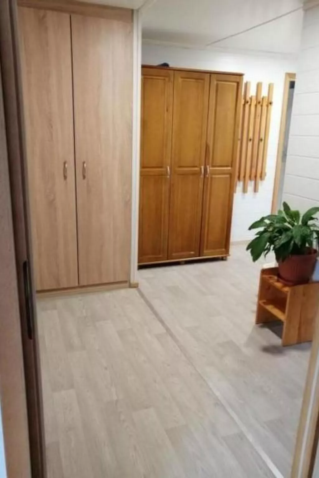 Ganzjährig bewohnbares Ferienhaus - rot-Drinnen