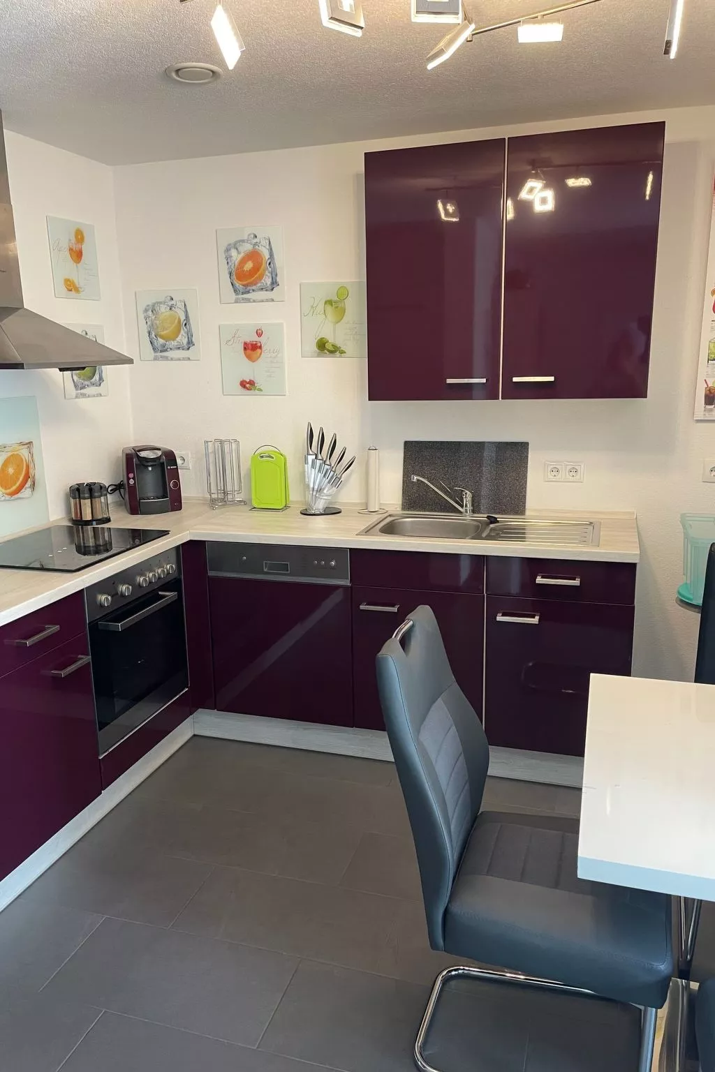 In ruhiger Lage in Seenähe-Drinnen