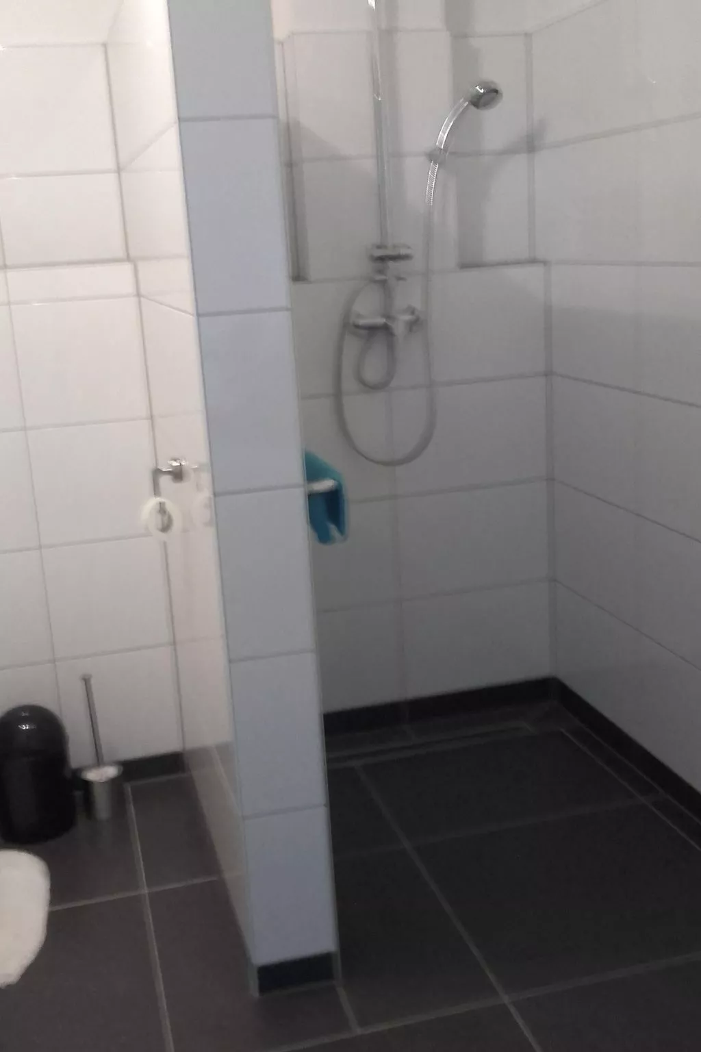 Wohnung mit großer Gartenterrasse und Ausblick-Drinnen