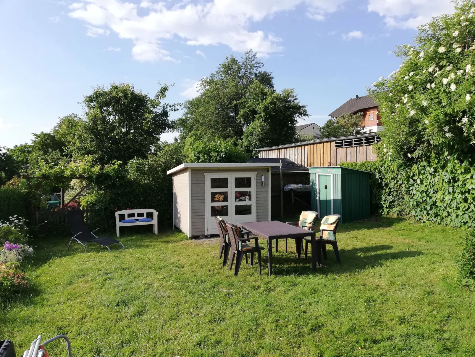 Geräumiges Ferienhaus in Holzerath mit Garten-Dehors