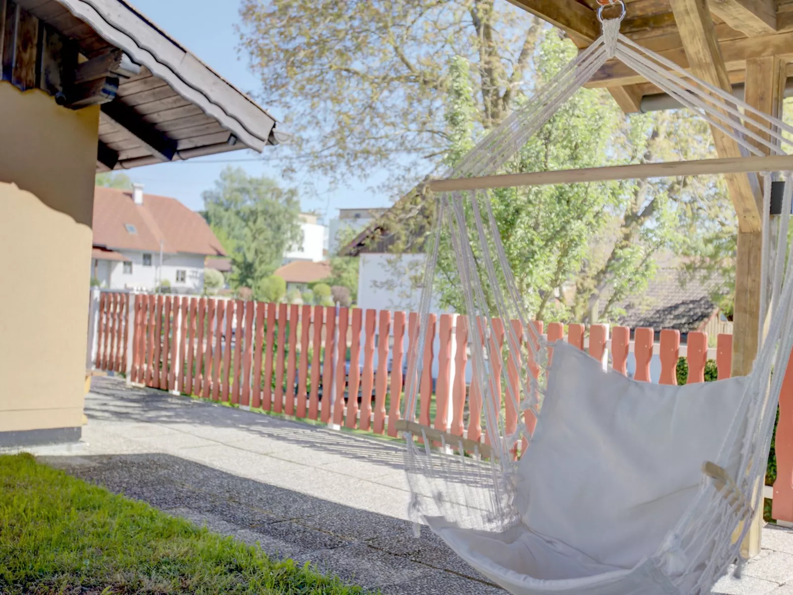 Gemütlicher Bungalow-Draußen