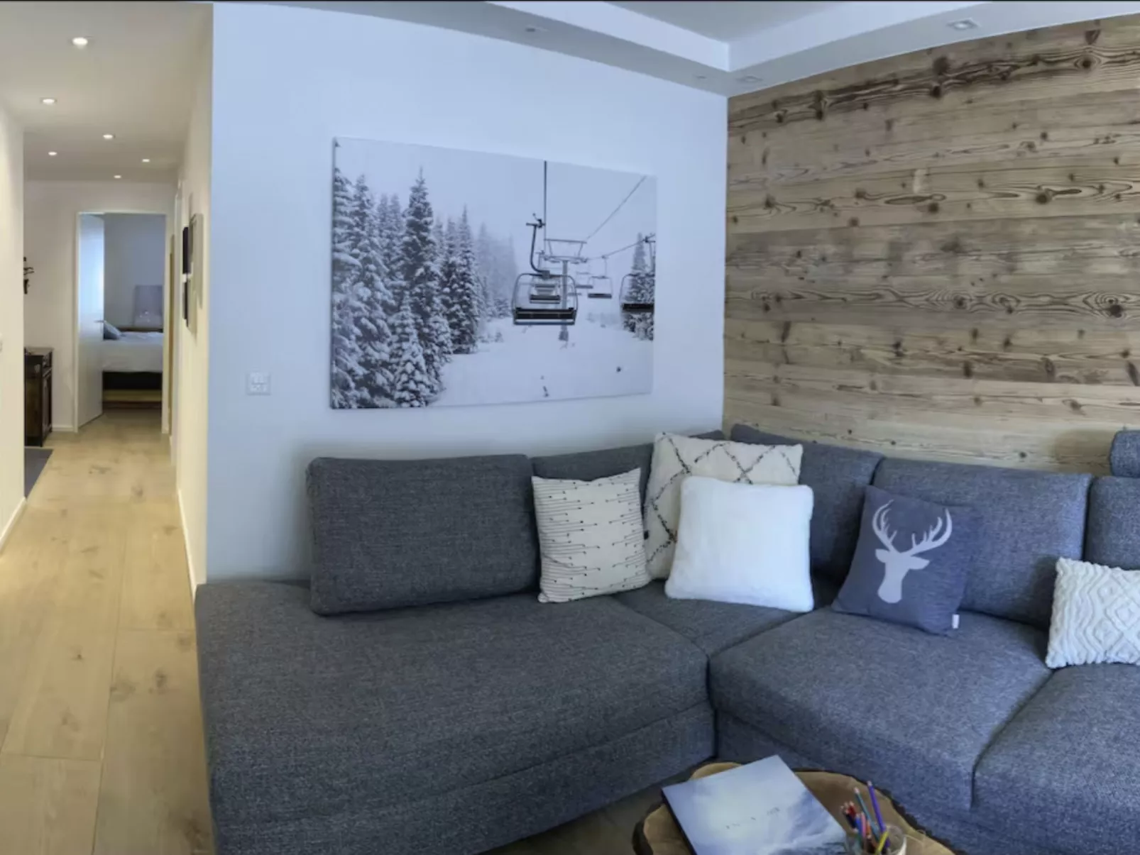 Geräumiges 3.5 Zimmer Beste Lage Kostenloses Parken-Dedans