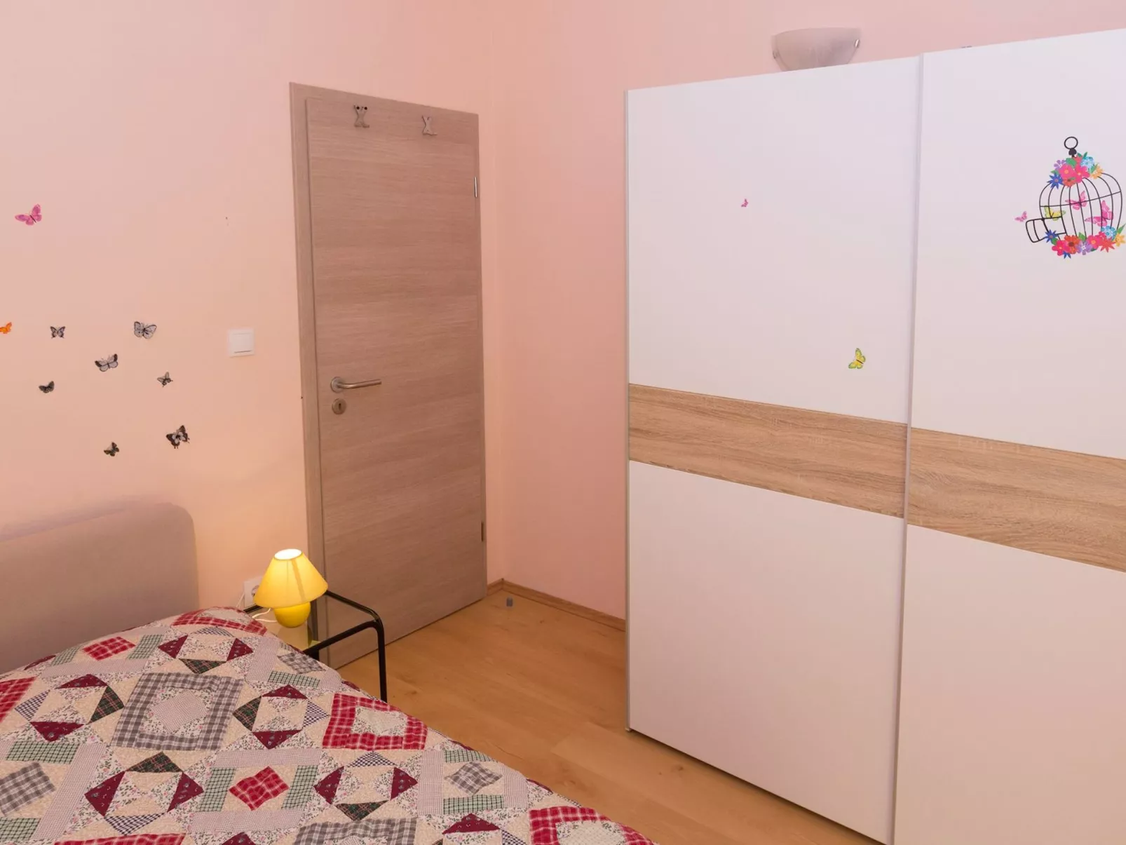 Villa "Sonnenblume" mit eigenem Garten und Grill-Inside