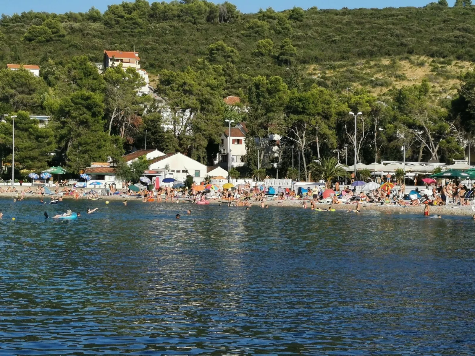 Apartment Bella mit Balkon und Terrasse in Necujam-Outside