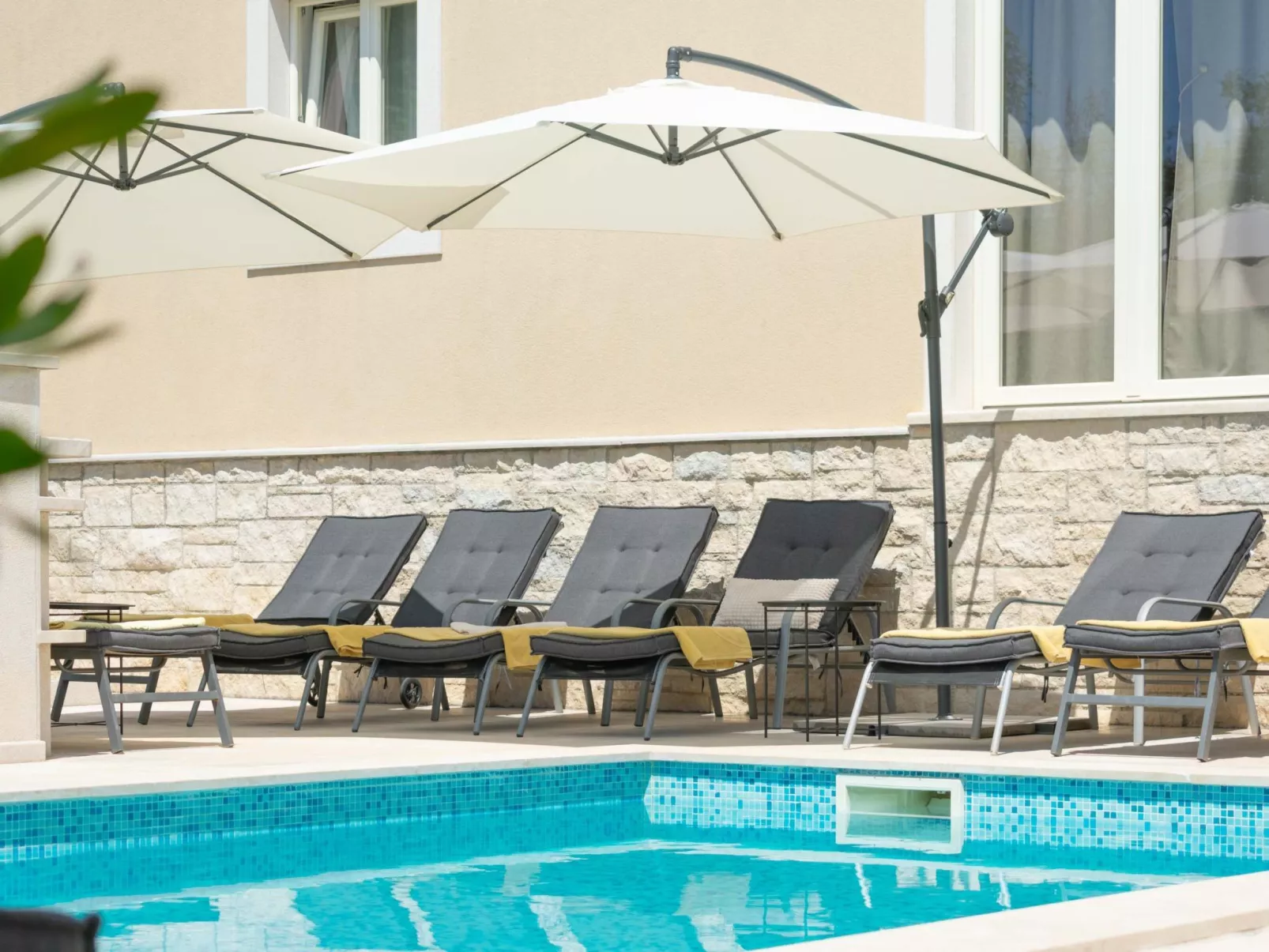 Private Villa mit Panoramablick-Dedans