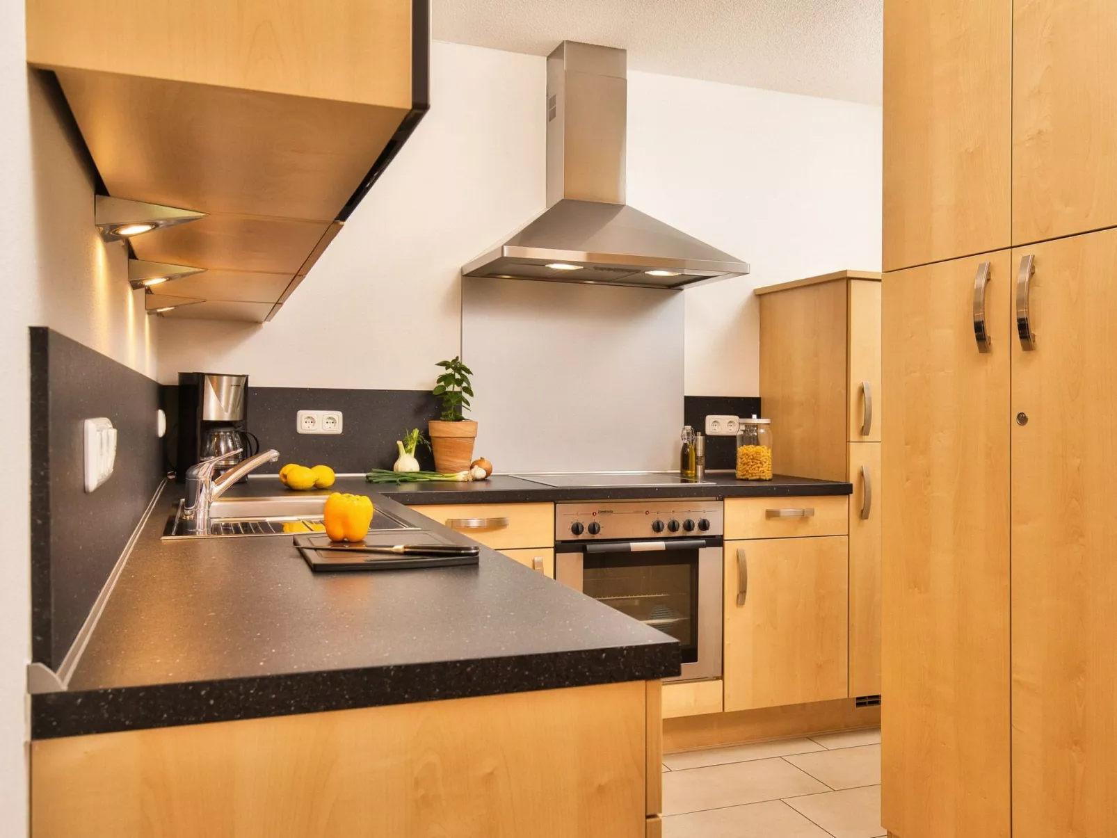 Am Johannesbühl-Inside