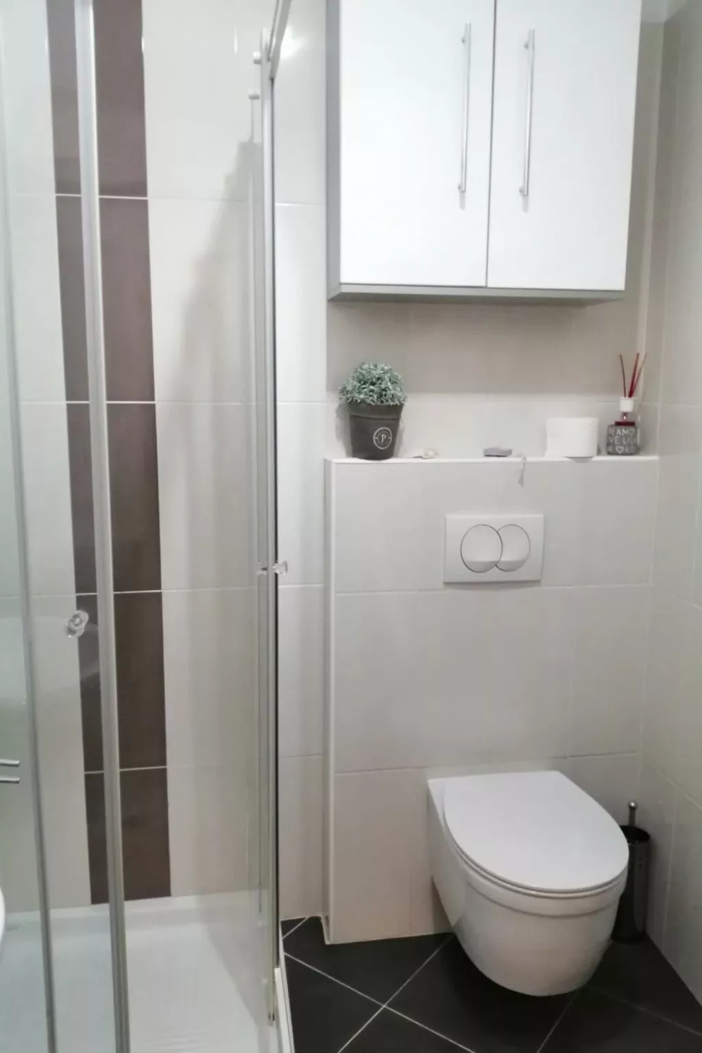 Unterkunf ideal für Stadtbesichtigung  und  Restaurantbesuche  nach dem baden i-Dedans