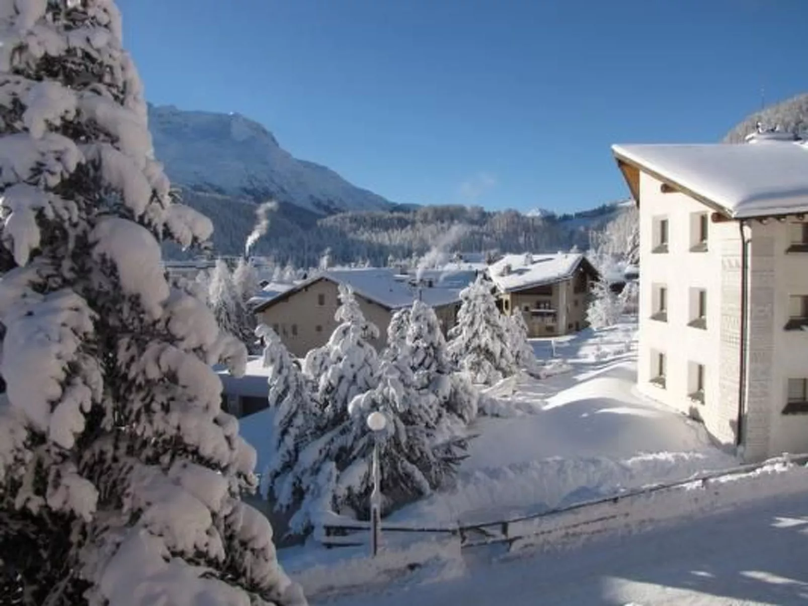 Celerina Chesa Aivla-Outside