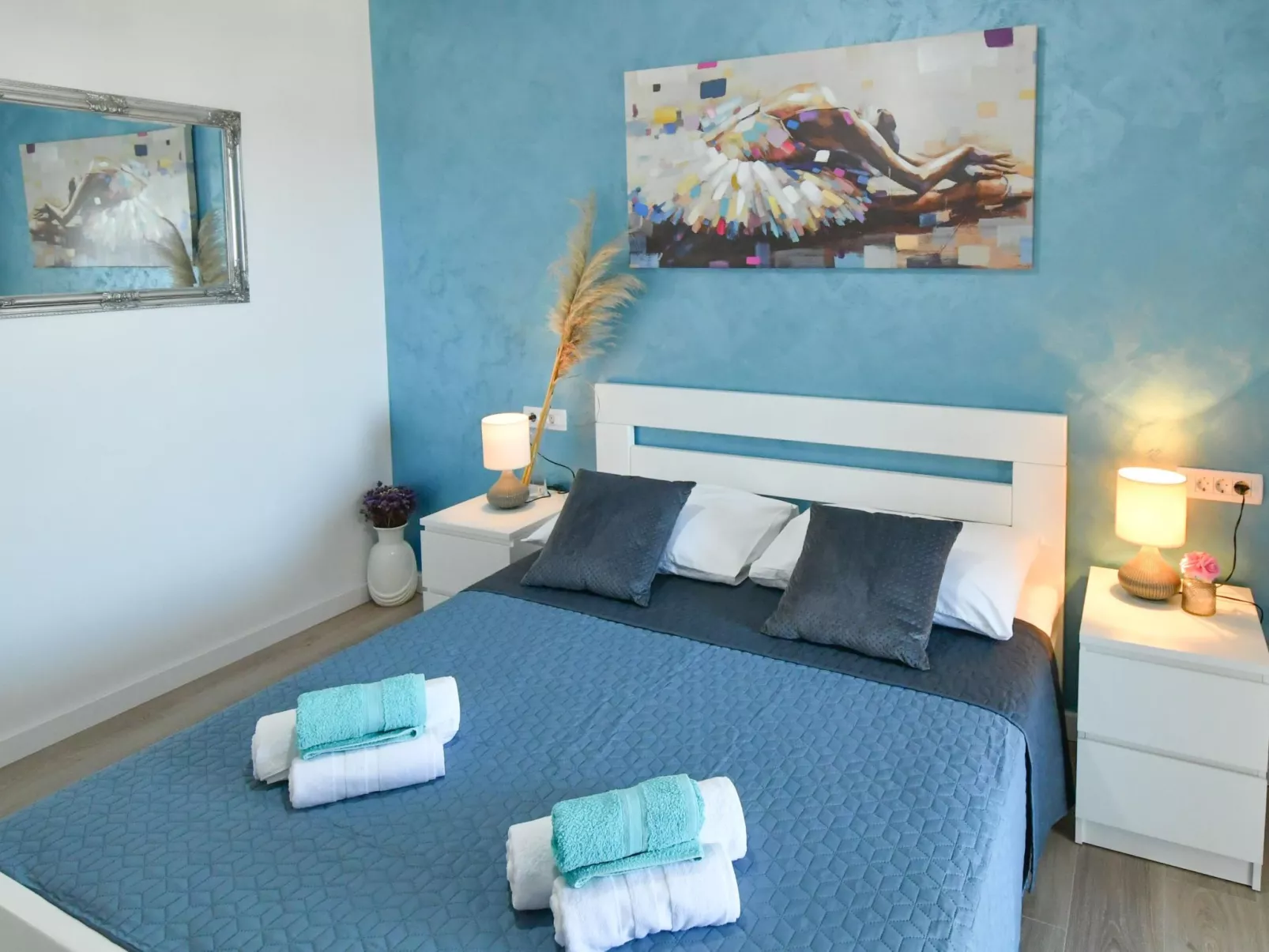 Mit privatem Parkplatz-Inside