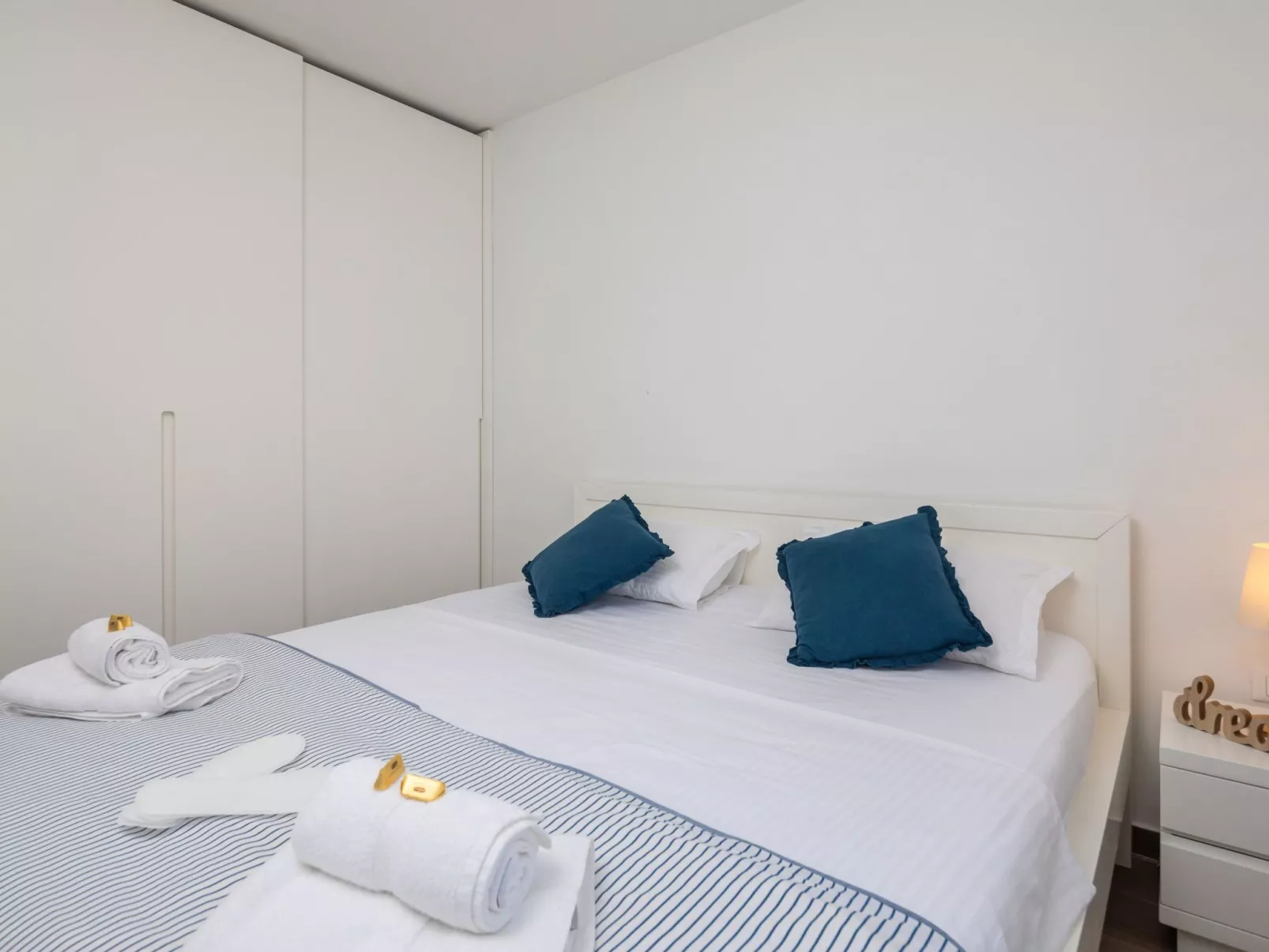 Epetium Beach Villa-Drinnen