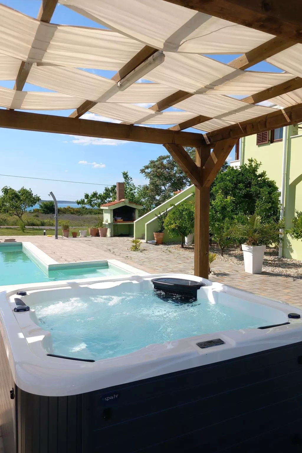 Wohnung mit Whirlpool-Inside