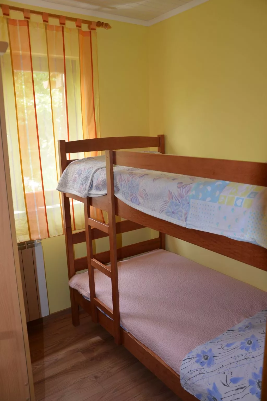 Landgut "Fragola" mit Blick auf die Berge-Image-tags.info