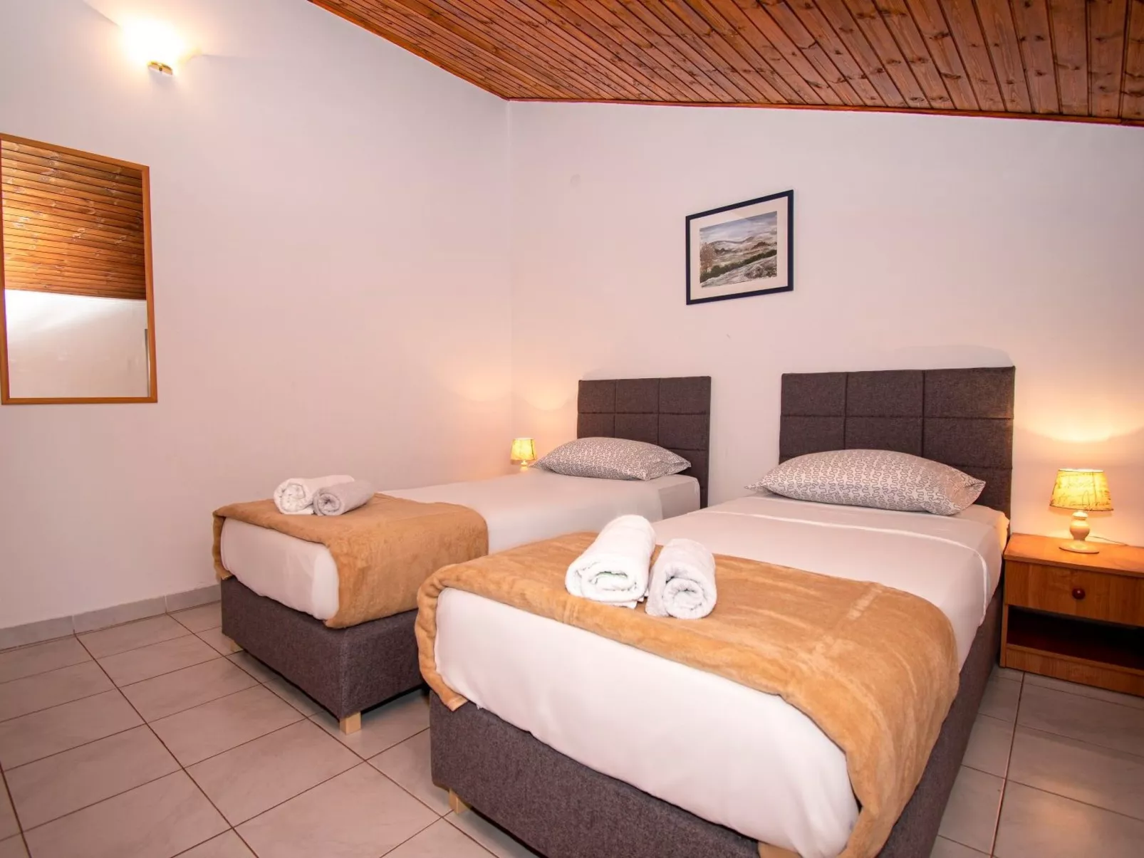 Ruhig und gemütlich 2BR Wohnung in der Nähe des Strandes-Image-tags.info